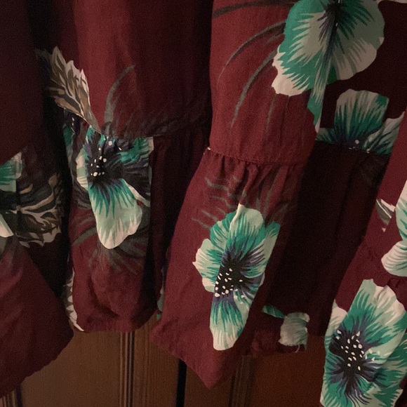 Swimsuit coverup, fun print - Picture 2 of 3